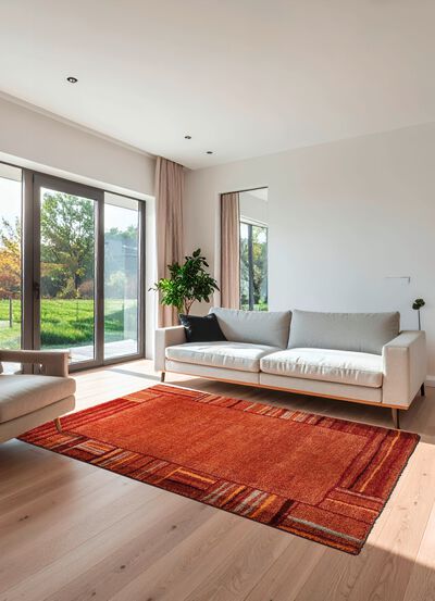 Br&uuml;cken und Teppiche mit fein gearbeiteter Bord&uuml;re 