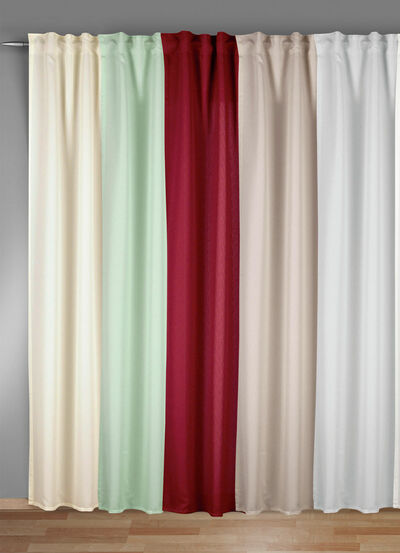 Halbtransparente Übergardine 