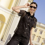 Spitzenbluse mit Hemdkragen 