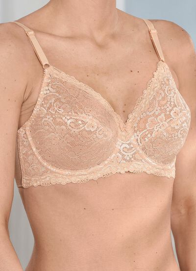 Triumph-Compliment B&uuml;gel-BH mit h&uuml;bscher Spitze 