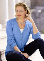 Strickjacke mit Zöpfchendessin BLEU