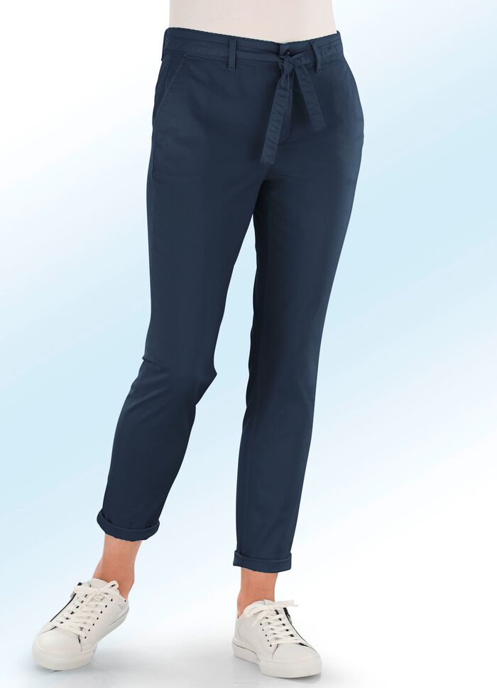 Hose in trendiger Chino-Form 