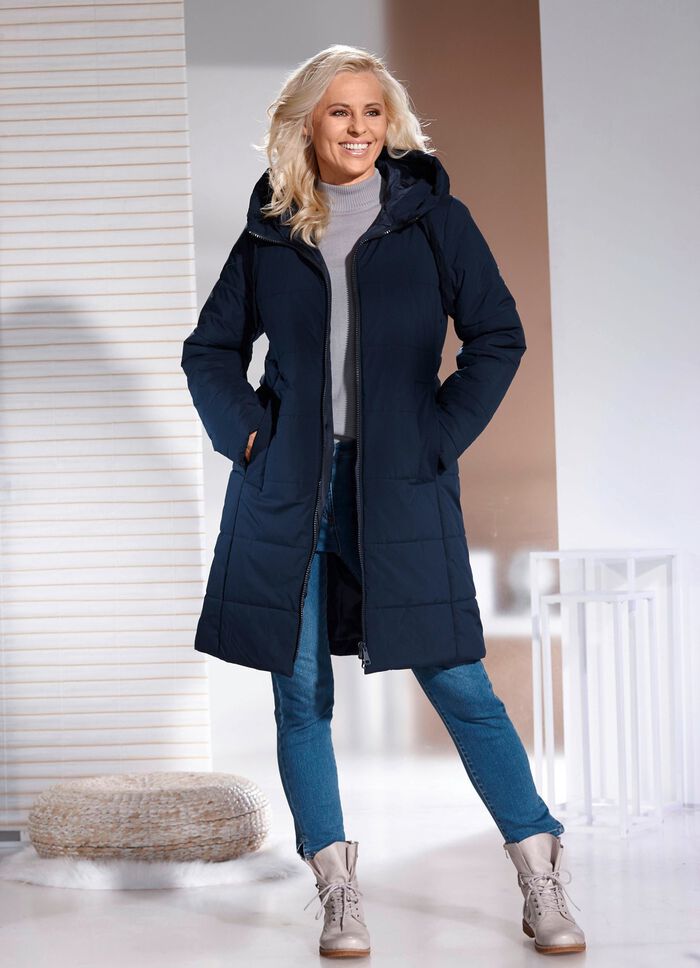 Kurzmantel mit fester Kapuze 