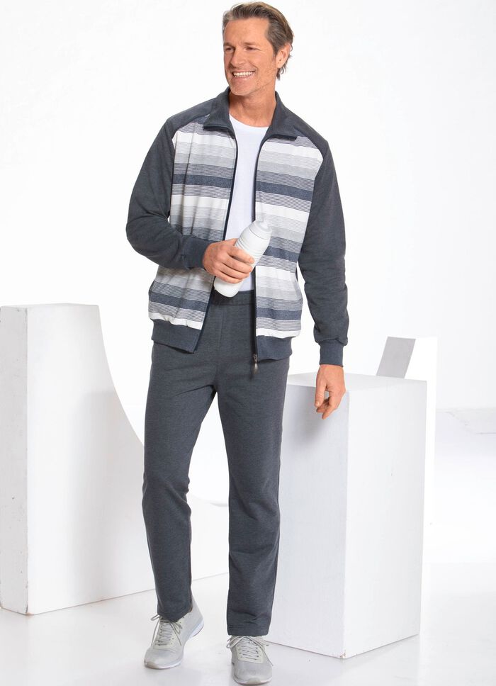 Freizeitanzug von &bdquo;Athlet&ldquo; 