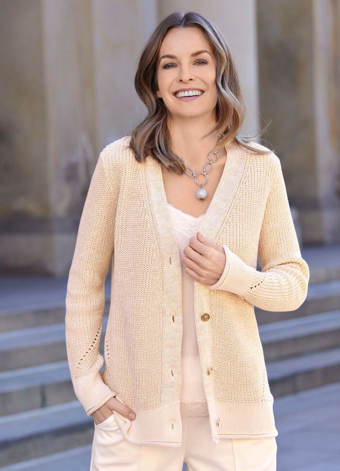 Strickjacke mit edlem Glitzer 