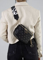 Laurina G&uuml;rteltasche mit Riemen in Raubtierfell-Optik 