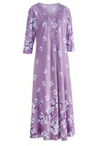 Nachthemd von "Laurina" mit Motivspitze am Ausschnitt 