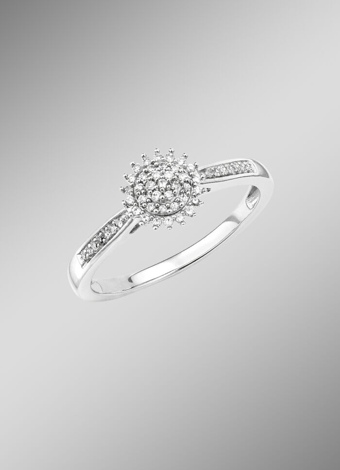 Edler Damenring mit 51 Diamanten 