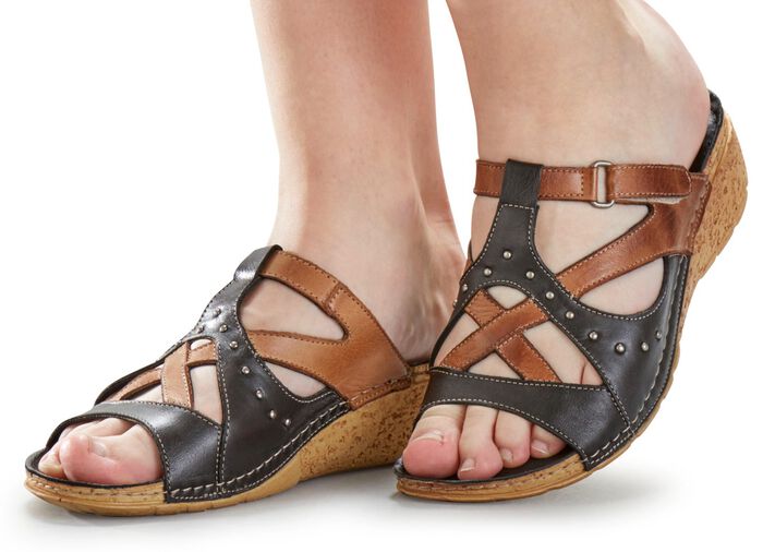 Gemini Pantolette mit Nietenzier SCHWARZ-COGNAC