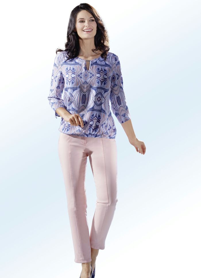 Hose mit schmaler Fußweite APRICOT