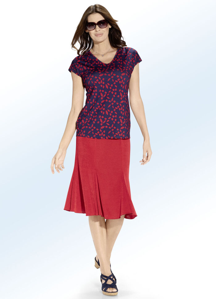 Shirt mit überschnittener Schulterpartie 