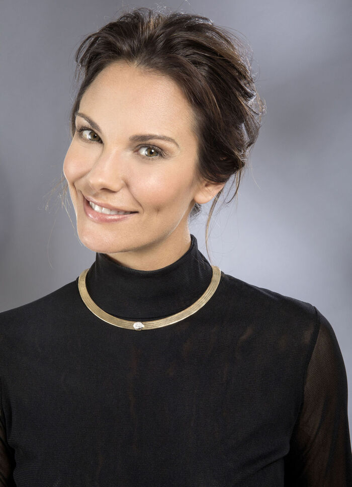 Edler Superflex-Halsreif mit Mittelteil in Weißgold 