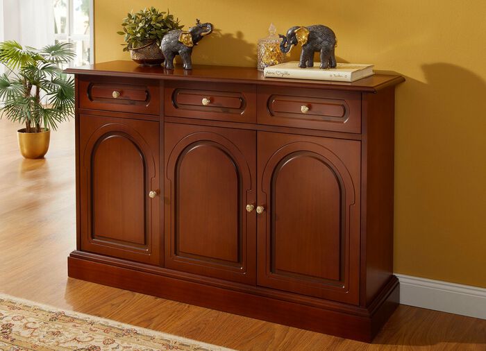 M&ouml;belserie mit typisch italienischem Flair NUSSBAUM