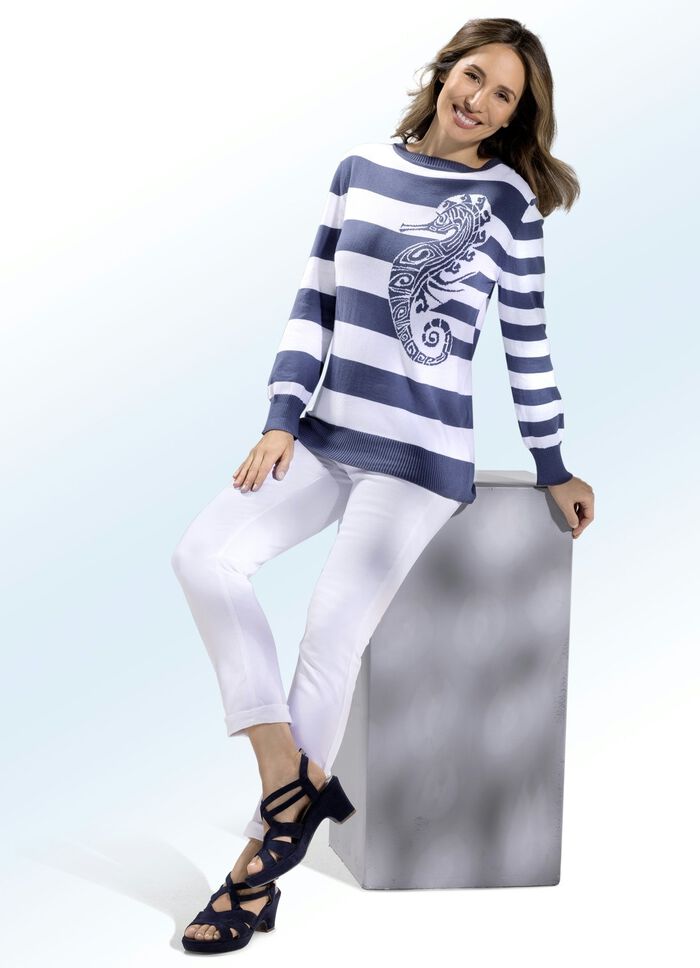 Jeans mit sch&ouml;nen Stickereien 