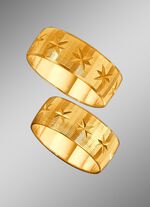 TraurinTrauring mit diamantierg mit diamantierten Rillen und kleinen Sternchen 