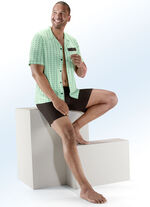 Shorty, durchgekn&ouml;pft, mit Reverskragen und Brusttasche 