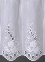 Bestickter Kurzstore mit gebogtem Abschluss 