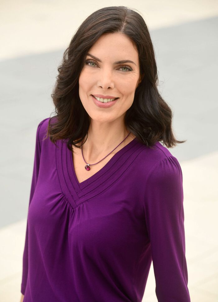 Shirt mit Zierblenden in 2 Farben AUBERGINE