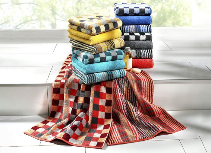 Frottier-Serie "Streifen" aus dem Hause &bdquo;Caw&ouml;&ldquo; 