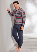 Schlafanzug mit V-Ausschnitt, Brusttasche und garngef&auml;rbtem Ringeldessin 