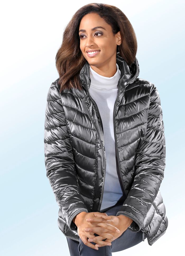 Funktionsjacke mit abnehmbarer Kapuze TITAN