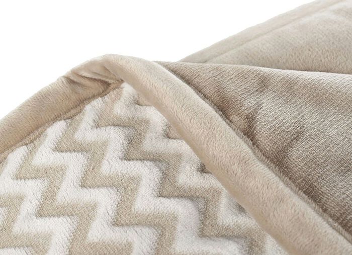 Wende-Wohnaccessoires in  trendiger Wellenoptik CREME