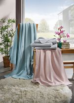 Wohndecke mit Zick-Zack-Dessin 