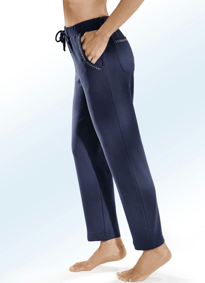 Hose mit dekorativer Nietenzier in 5 Farben MARINE