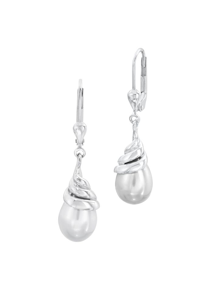 Wundervolle Ohrringe in Tropfenform 