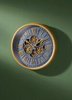 Wanduhr mit sichtbaren Zahnr&auml;dern 