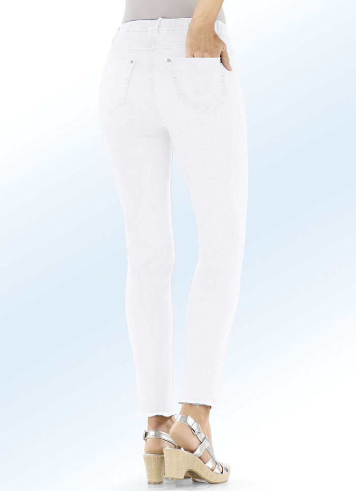 Magic-Jeans mit angesagtem Fransensaum WEISS