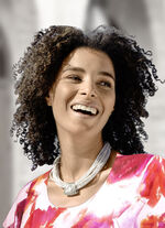 Textilkette mit Kristallstein Anhänger 