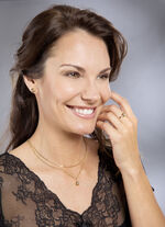 Hochgl&auml;nzender Damenring 