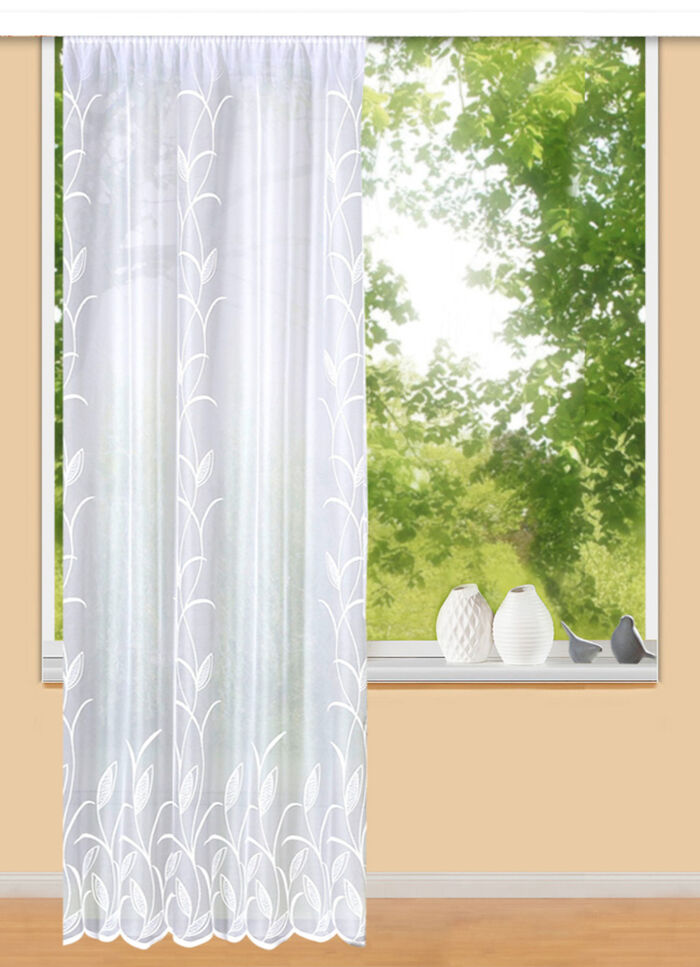 Langstore mit naturnahem Blätterdessin