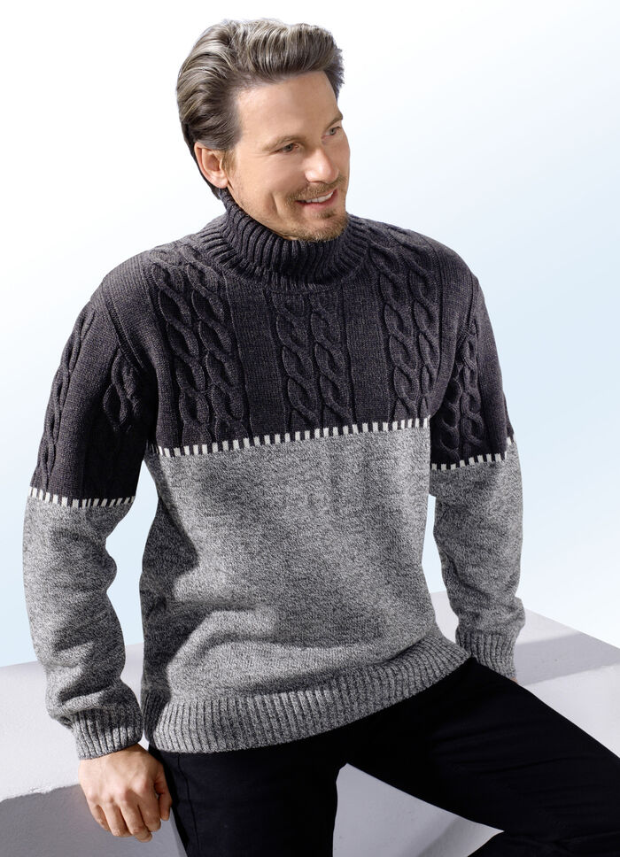 Au&szlig;ergew&ouml;hnlicher Rollkragenpullover 