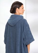 Poncho von Laurina RAUCHBLAU