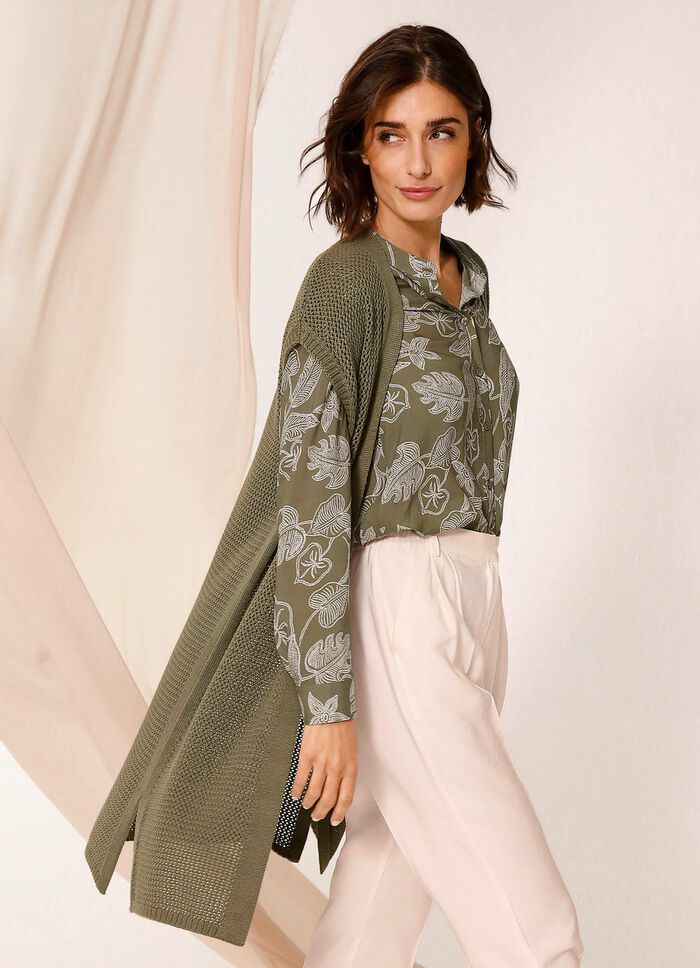 Strickweste in Longform 