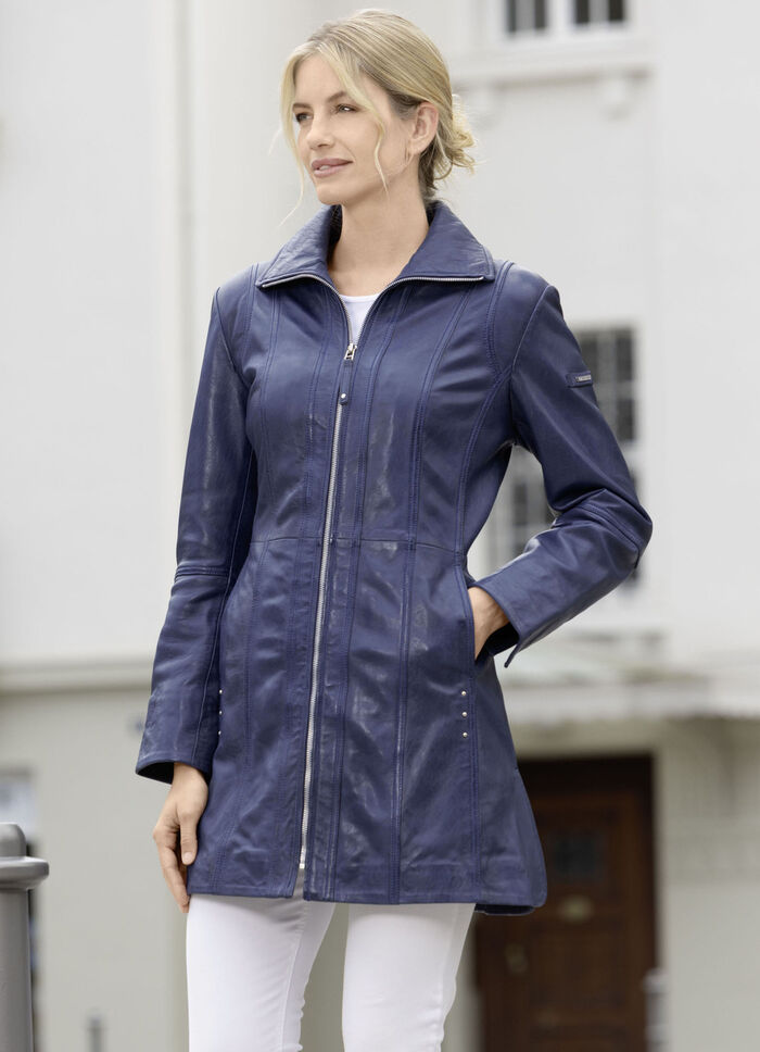 Kurzmantel von „Cabrini“ 