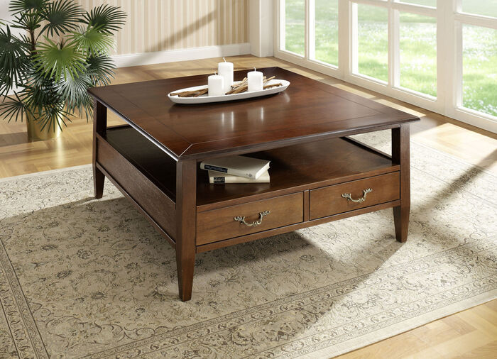 Teilmassiver Couchtisch mit 4 Schubladen 