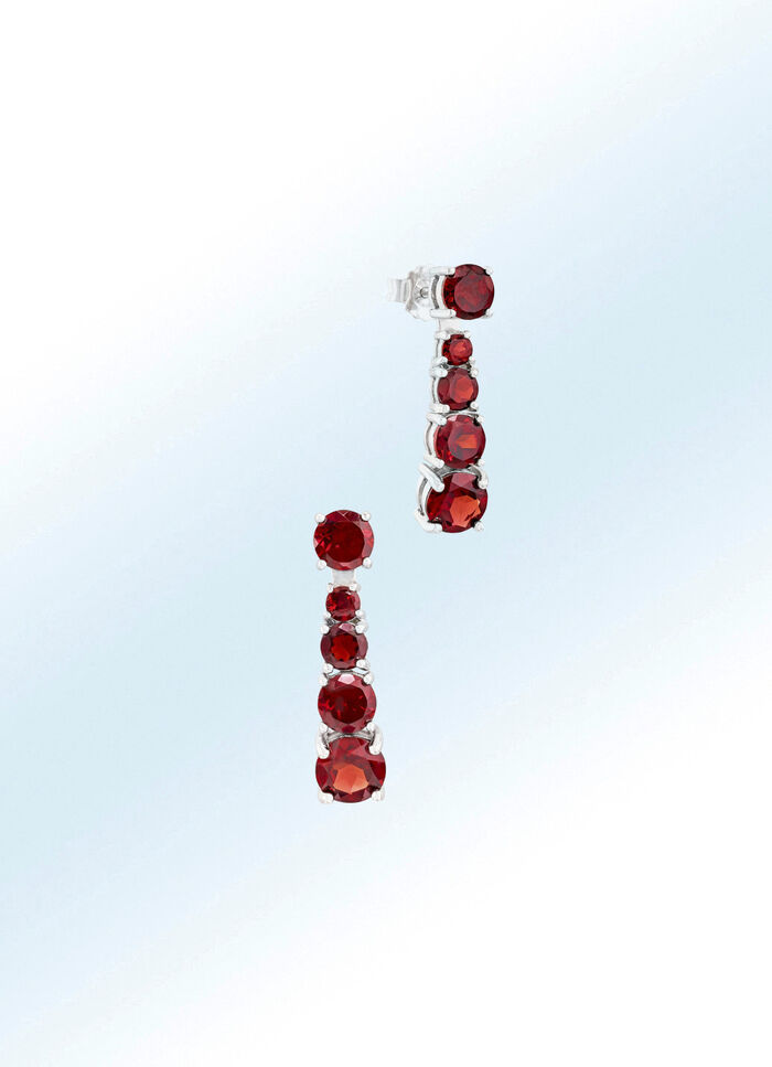 In sich bewegliche Ohrstecker mit echt Granat 