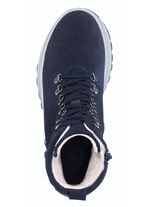 Stiefelette im angesagten Look 