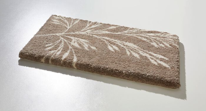 Badgarnitur mit rutschhemmender Latexierung TAUPE