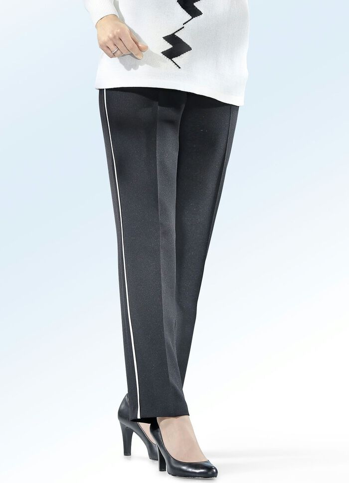 Hose mit trendiger Kontrastpaspel 