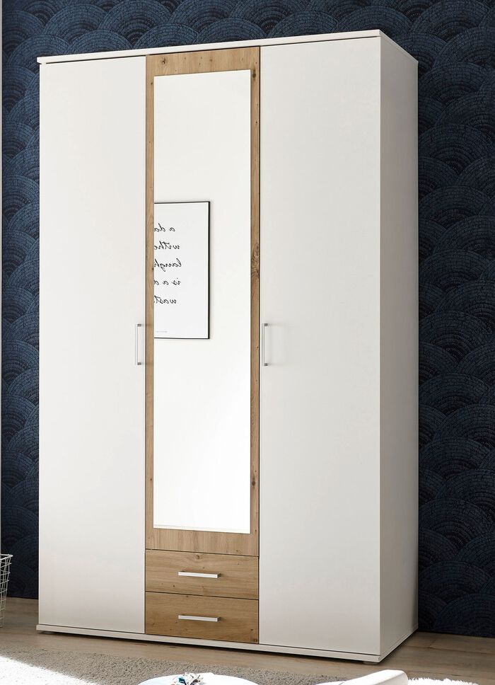 Moderner Kleiderschrank auf Wunsch mit Aufbau-Service 