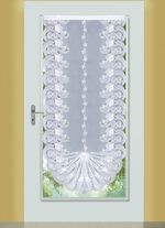 Schwalbenschwanz-Gardine mit echter Plauener Stickerei 