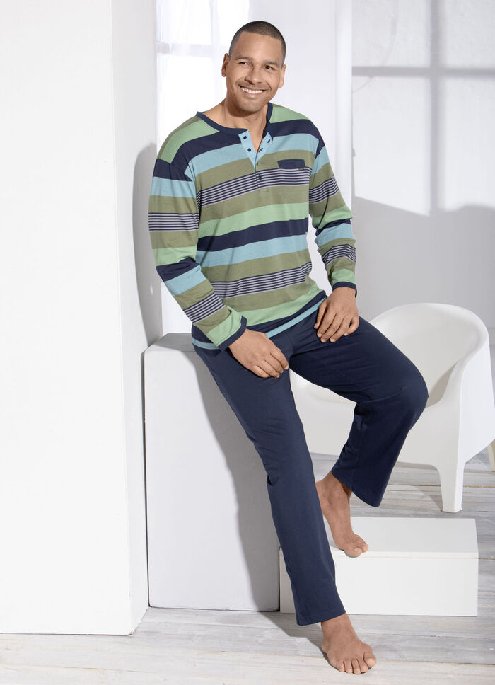 Schlafanzug mit Knopfleiste, garngef&auml;rbtem Ringeldessin / nachhaltiger Baumwollanbau 