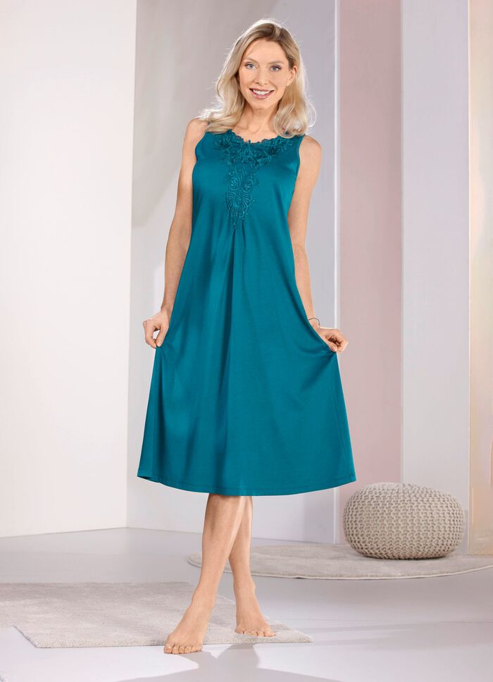 Nachthemd, wadenlang mit gro&szlig;z&uuml;giger Motivspitze 