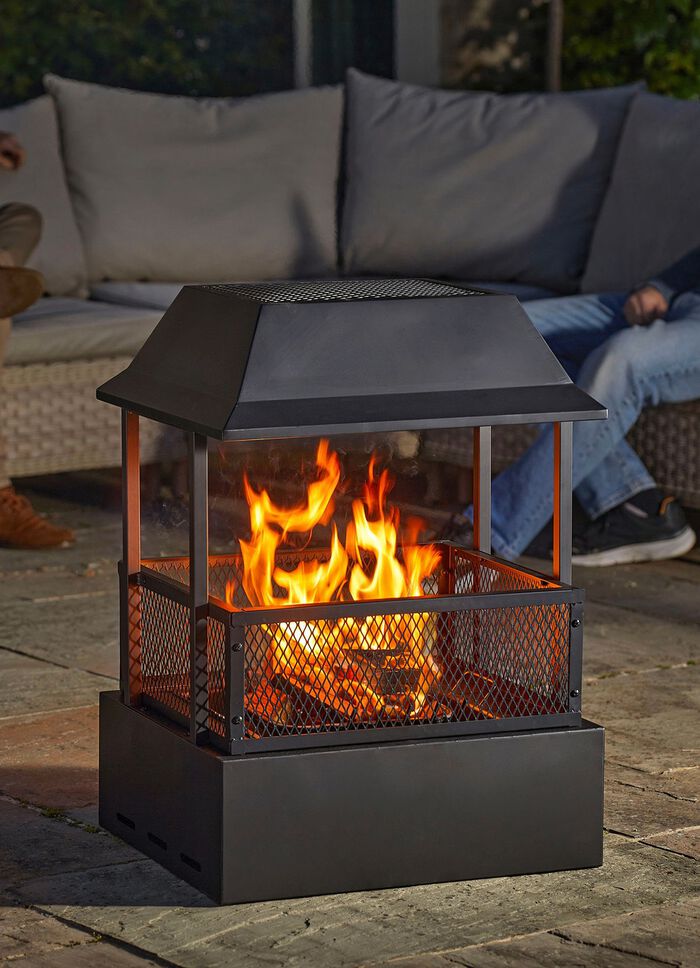 Feuerstelle Heat Haze aus pulverbeschichtetem Stahl 