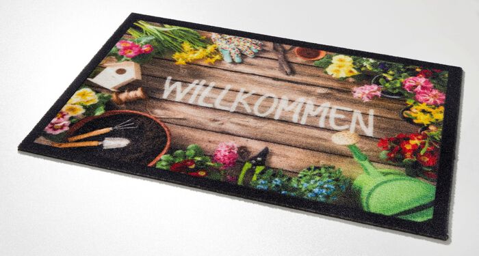 Fu&szlig;matte mit Willkommensgru&szlig; in pflegeleichte Qualit&auml;t 