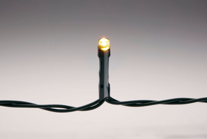 Solar-Lichterkette mit 200 kaltwei&szlig;en LEDs 